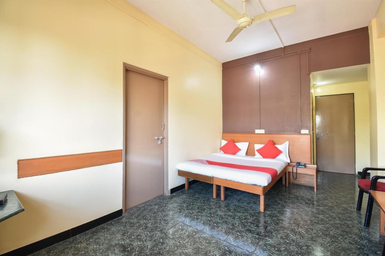 Oyo 63264 Hotel Shamiana Pandharpur Ngoại thất bức ảnh
