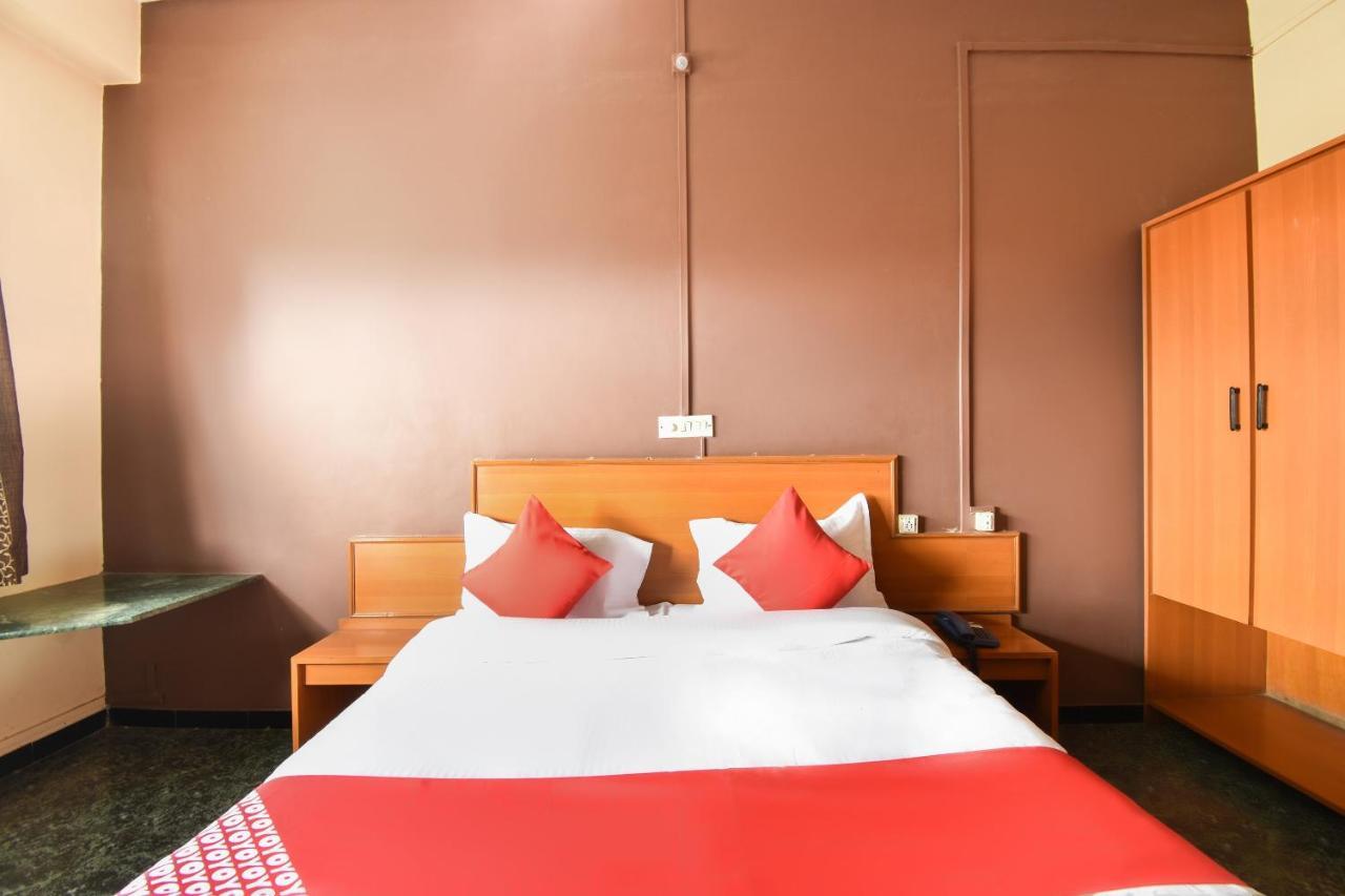 Oyo 63264 Hotel Shamiana Pandharpur Ngoại thất bức ảnh